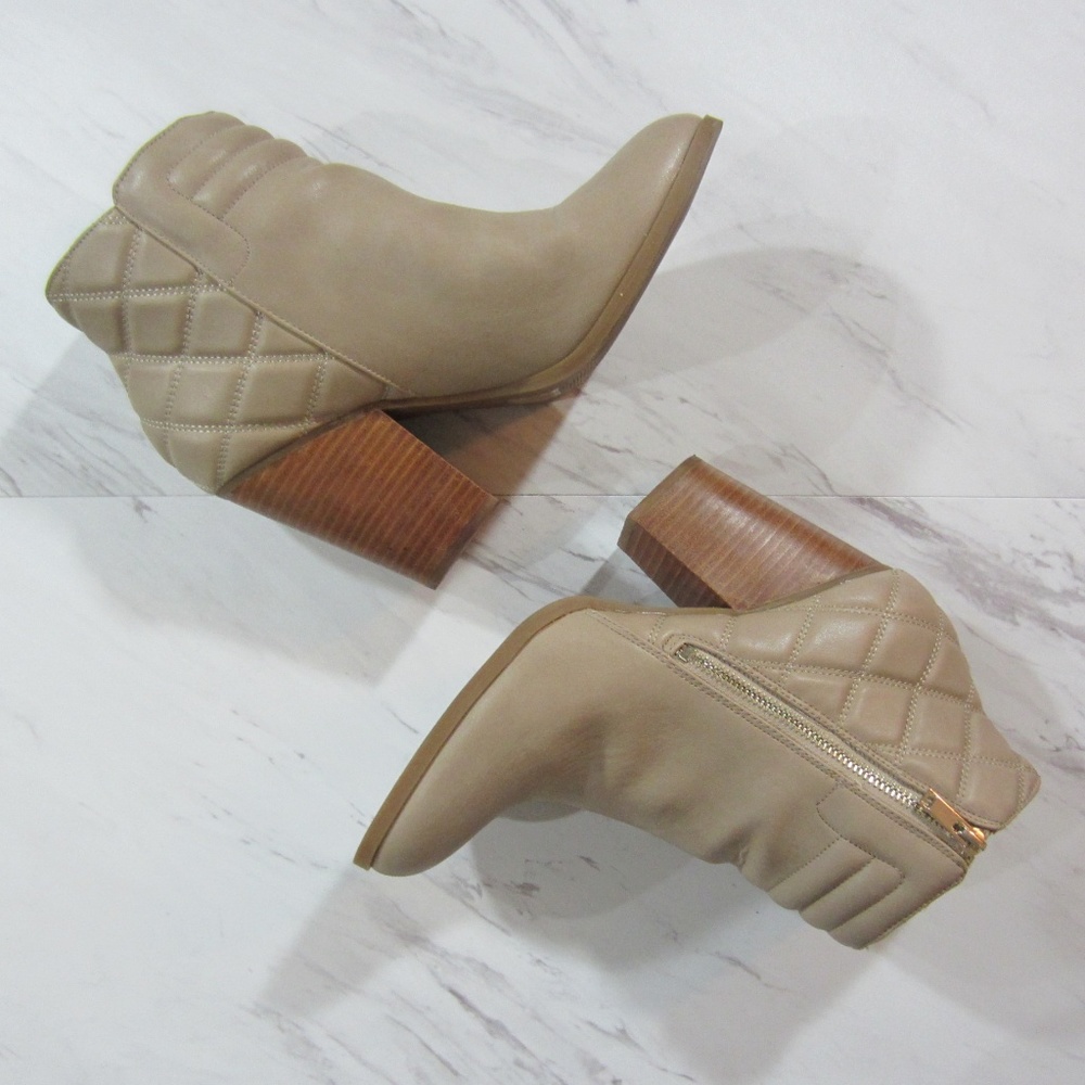 ALDO Tan Brown Gold Zipper Booties Fall 10 Ankle